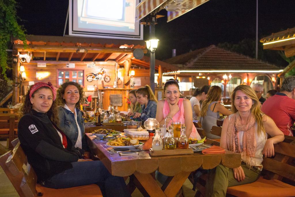 Flying Dutchman Hotel Олудениз Екстериор снимка