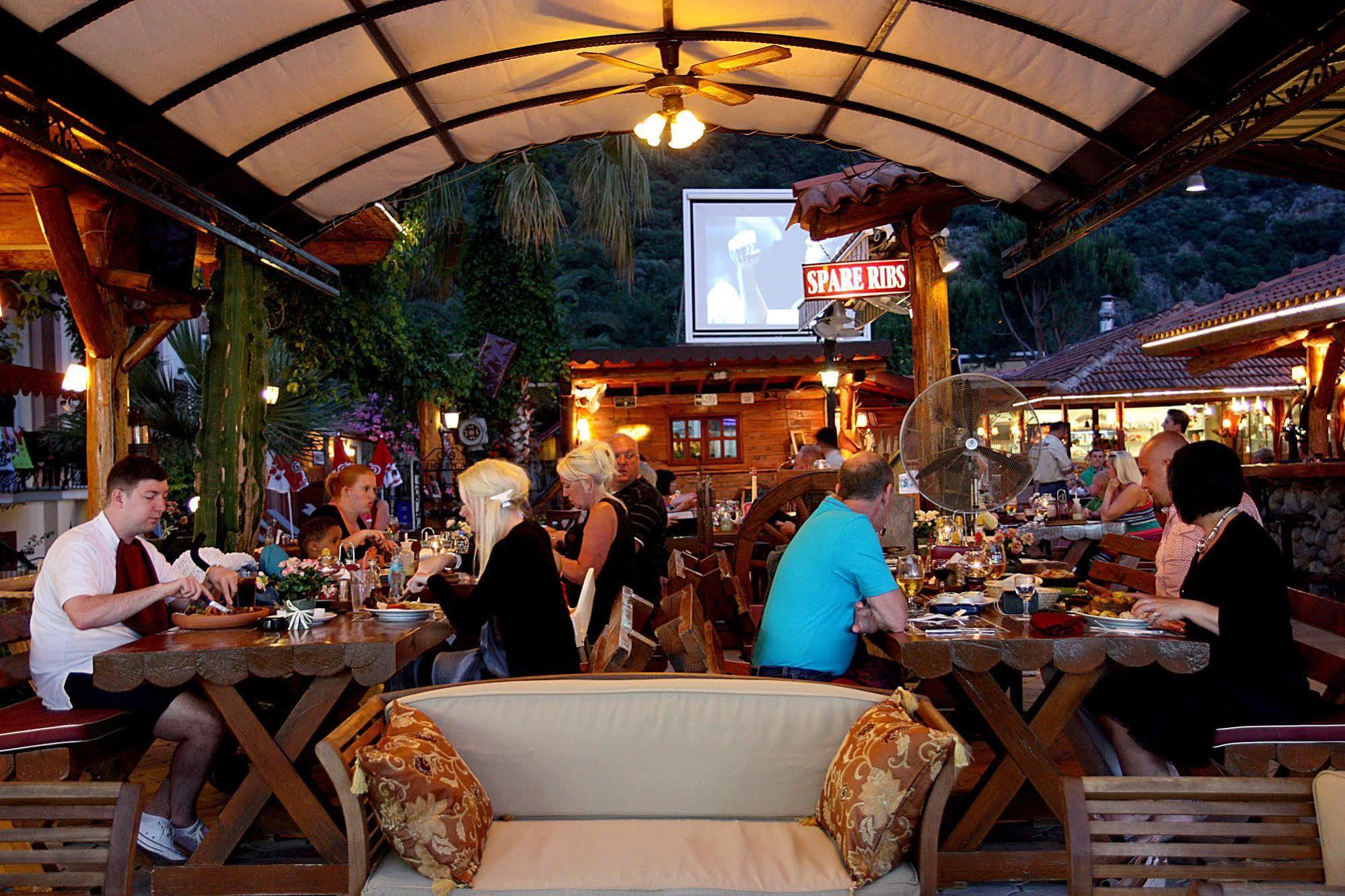 Flying Dutchman Hotel Олудениз Екстериор снимка
